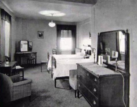 Hotel suite circa 1930 Toronto Hotels, Bedroom Photography, Motel Room, Antique Bedroom, Hotel Motel, Hotel Suites, Escape Room, Guest Room, Hotels Room