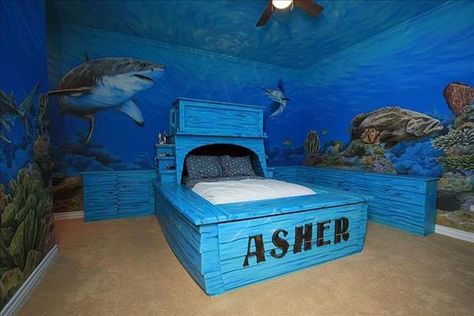 22 Creative Kids’ Room Ideas That Will Make You Want To Be A Kid Again Blue Themed Bedroom, Shark Bedroom, Thomas Bedroom, Underwater Bedroom, Sea Bedrooms, Shark Room, Prince Valiant, Pirate Room, Children's Bedroom Ideas