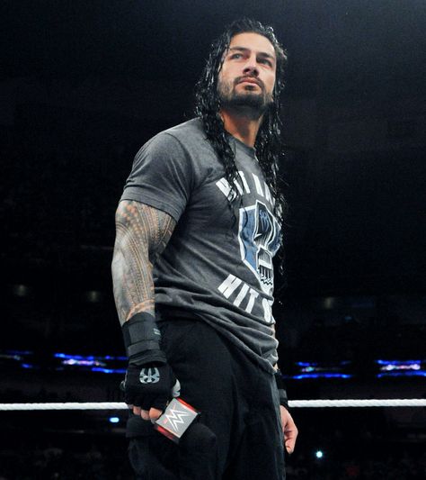 Raw 6/8/15: Tensions flare before the Money in the Bank Contract Ladder Match Roman Reigns Tattoo, Joseph Anoai, Roman Reigns Family, Roman Reigns Smile, Roman Reigns Wwe Champion, Joe Anoaʻi, Wwe Superstar Roman Reigns, Wwe Roman Reigns, The Way I Feel