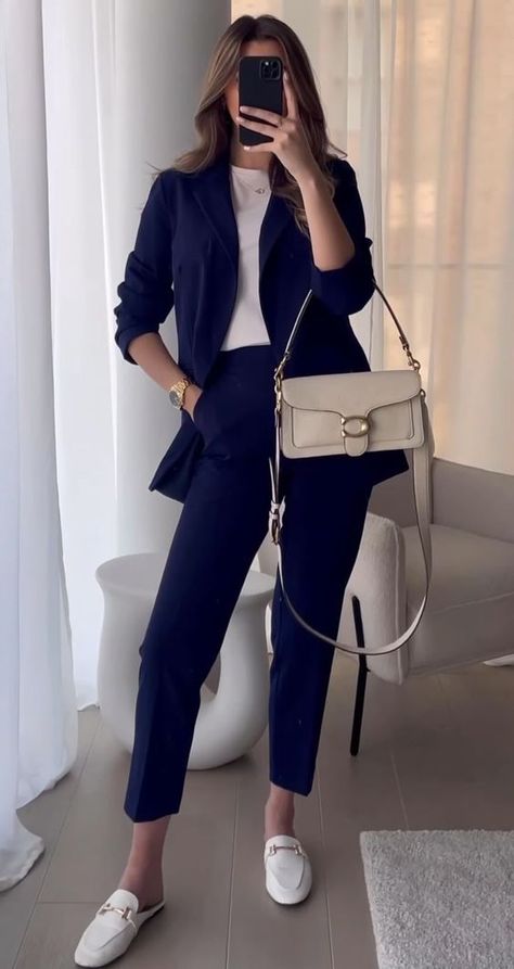 office wear outfit office dress colleceion football celebration outfit Formal Wear Women, Professional Outfits Women, Business Outfits Women, Stylish Work Attire, Business Casual Outfits For Work, Classy Work Outfits, Stylish Work Outfits, Professional Attire, Casual Work Outfits