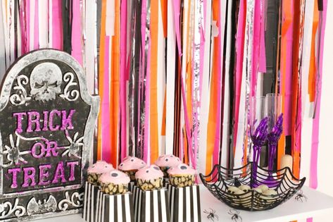 Free US Shipping! Add a bit of dazzle to your next party! Our handmade streamers come ready to hang and are perfect for a party backdrop, fringe wall, photo booth, or desert table. See our other listings for more colorways. Color - Pink, Black, White, Orange, Metallic Silver, Metallic Black Each streamer backdrop is handmade to order in our East Nashville studio. Our streamers are durable, weather resistant and reusable. Easy to hang! Tie a loop with the string and hang from a command hook or th Pink Halloween Party, Backdrop Fringe, Halloween Party Backdrop, 18th Party, Diy Streamers, Halloween Birthdays, Pink Dessert, Backdrop Pink, Rainbow Backdrop