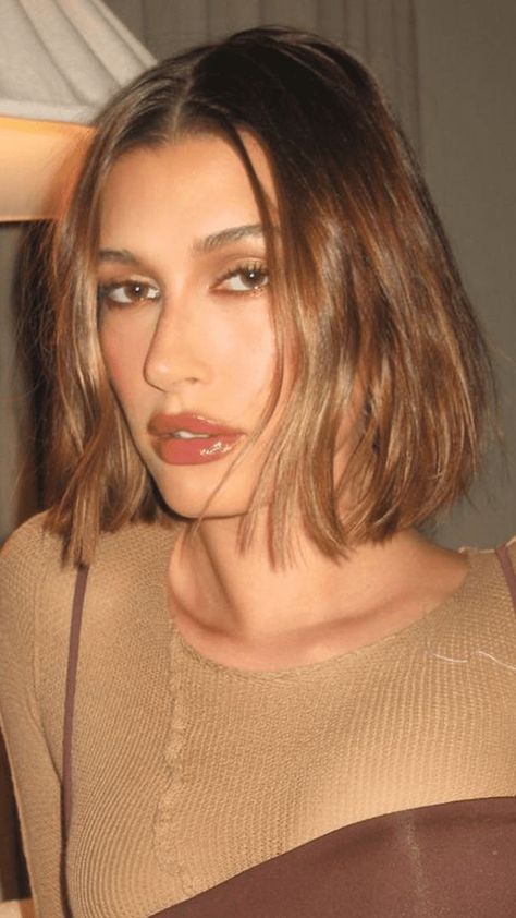 Hailey Baldwin Short Hair, Hailey Bieber Bob Haircut, Kendall Jenner Bob Haircut, Hailey Bieber Bob Hair, Haily Biber Haircuts, Hailey Bieber Hair Short, Hailey Bieber Bob, Hailey Bieber Hair, Olivia Jade Hair