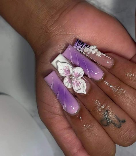 Purple Summer Nails, Gel Nails Shape, Black Acrylic Nail Designs, Orchid Nails, Black Acrylic Nails, Airbrush Nails, Drip Nails, Claw Nails, Nails Design With Rhinestones