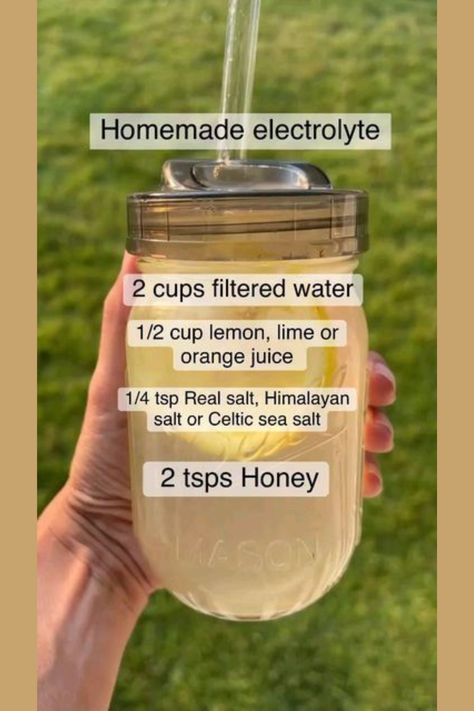 💧 Stay refreshed with this homemade electrolyte drink! 🥤 Perfect for hydration and energy after workouts or on hot days. Made with simple ingredients for a natural boost! #ElectrolyteDrink #DIYHydration #HealthyLiving #NaturalElectrolytes #HydrateNaturally #FitnessFuel #WorkoutRecovery #StayHydrated #HealthyRecipes #CleanEating Fun Drink Ideas, Homemade Energy Drink, Electrolyte Drink Recipe, Homemade Electrolyte Drink, Keto Electrolytes, Electrolyte Water, Natural Electrolytes, Healthy Energy Drinks, Hydrating Drinks