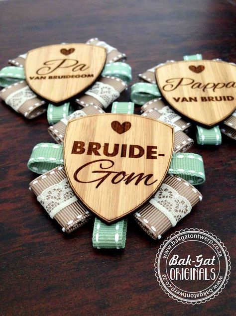 Hand made button badges and rosettes Handmade Badges For Farewell, Skouer Ruikers, Badge Design Ideas Diy, Badge Design Ideas, Handmade Badges, Glowforge Ideas, Wedding Badges, Laser Engraved Ideas, Button Badges