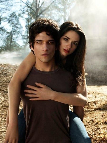 Teen Wolf. The most creative show in a long time in my humble opinion. The pretty boys are great too. Scott Teen Wolf, Alisson Teen Wolf, Tyler Garcia Posey, Stiles Teen Wolf, Teen Wolf Poster, Teen Wolf Allison, Scott And Allison, Teen Wolf Scott, Teen Wolf Ships