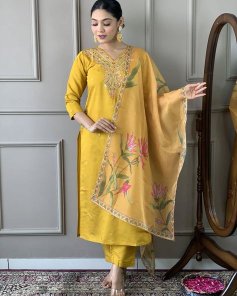 👉 Price- 1299/-+ fshipping 👈 ☑️☑️☑️☑️ CATALOGUE- *GAURI 💛💛💛* TOP FABRIC:*VISCOSE CHANDERI* BOTTOM FABRIC : *VISCOSE RAYON* DUPATTA : *NAYLON TABY* TOP WORK: EMBROIDERY BOTTOM WORK : PLAIN WORK:EMBROIDERY 🌎 🌎 🌴 🌎 🌍 LENGTH:45 INCH *SIZE: M to Xxl* *100% Quality assured* Ready to dispatch *Our real modeling* Code- A099 Yellow Salwar, Red Salwar Suit, Western Lehenga, Plus Size Lehenga, Sambalpuri Saree, Gota Patti Saree, Cutwork Saree, Mirror Work Lehenga, Cocktail Party Outfit