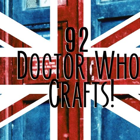 Dr Who Cricut Projects, Party Girl Quotes, Fandom Crafts, Doctor Who Party, Doctor Who Crafts, Geeky Craft, Painted Purse, Blue Shabby Chic, Nerd Crafts