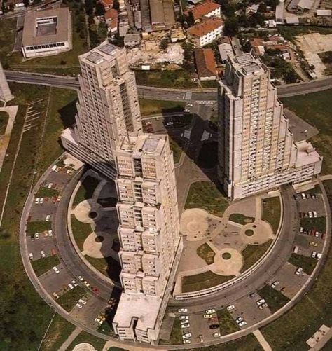 Istocna kapija Soviet Building, Urban Design Concept, Brutalism Architecture, Concrete Buildings, Brutalist Buildings, Belgrade Serbia, Living Modern, Brutalist Architecture, Structure Architecture