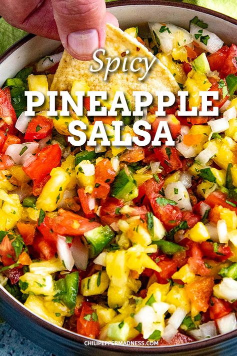 Pineapple Salsa Recipe, Spicy Pineapple, Medicine Tips, Fruit Salsa, Pineapple Salsa, Homemade Salsa, God Mat, Snacks Für Party, Idee Pasto Sano