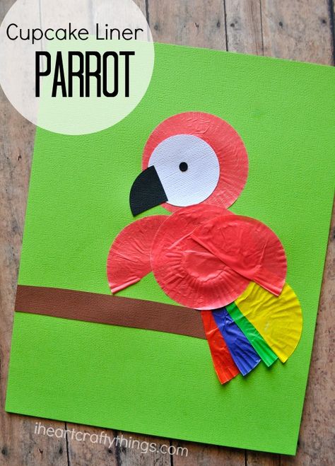 I HEART CRAFTY THINGS: Cupcake Liner Parrot Kids Craft Rainforest Crafts, Cupcake Liner Crafts, Jungle Crafts, Kids Crafting, Vbs Crafts, Bird Crafts, Daycare Crafts, Crafty Kids, Classroom Crafts