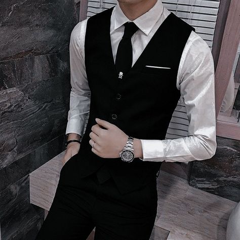 Gentleman Aesthetic, Classy Suits, Classy Outfits Men, Stylish Men Casual, Guys Clothing Styles, Elegante Casual, Tomboy Style Outfits, Elegant Man, Cool Outfits For Men