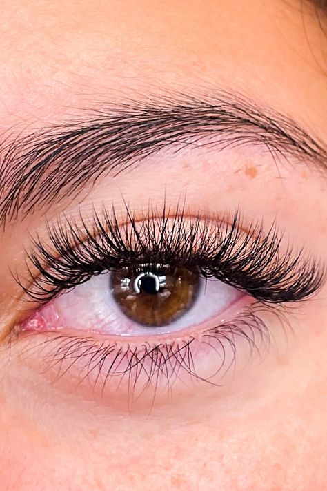 Open Eye Eyelash Extensions, Lash Extension For Almond Eyes, Eyelash Extension Almond Eyes, Almond Eye Shape, Lash Extensions Open Eye, Eyelash Extensions Open Eye, Open Eye Cat Eye Lash Extensions, Hybrid Eyelash Extensions, Hybrid Lashes