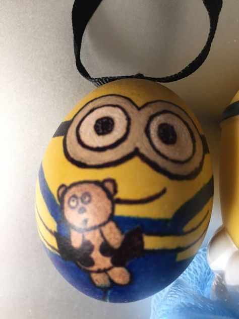 Minion Bob Egg Ornament by rockingbearranch Minions Bob, Xmas Presents, Minion, Egg, Easter, Minions