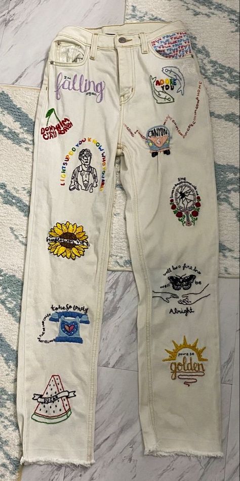 Harry Styles Embroidered Jeans, Harry Styles Jeans Diy, Love On Tour 2023 Outfits, Harry Styles Diy Clothes, Harry Styles Pants Diy, Diy Harry Styles Outfits, Embroidery Harry Styles, Harry Styles Concert Fits, Harry Styles Pants