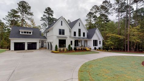 Driveway Farmhouse, Modern Farmhouse Blue, Luxury Modern Farmhouse, Circle Driveway, Farmhouse Blue, Farmhouse Trends, Outdoor Living Rooms, Interior Windows, White Farmhouse