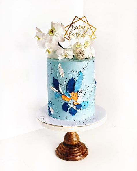 Blue And Orange Cake, Husband Happy Birthday, Blue And Orange Design, Orange Birthday Cake, Blue Pallets, 80 Birthday, 60th Bday, Birthday Instagram, 80 Birthday Cake