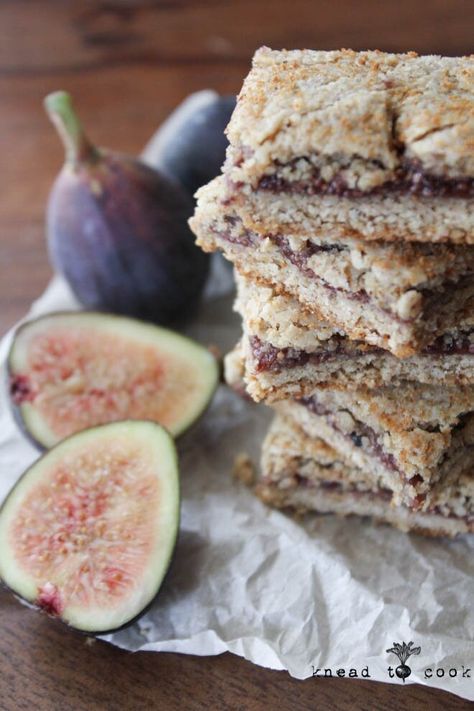 Fresh Fig Newtons Cookies. Vegan. Gluten Free. - Knead to Cook Fig Newton Bars, Homemade Fig Newtons, Mamma Chia, Fig Newtons, Fig Recipes, Cookies Vegan, Fresh Figs, Nutritious Snacks, Blast From The Past