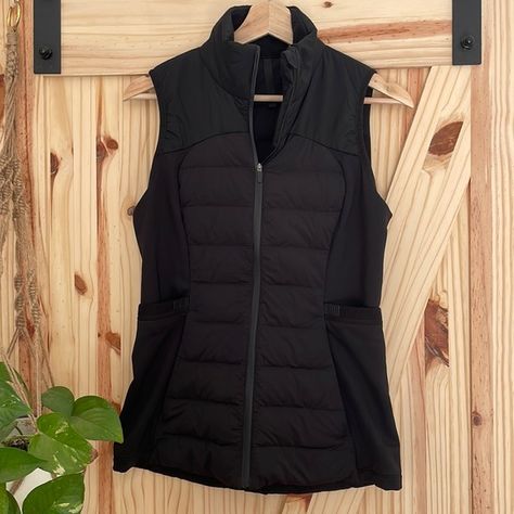 Like new lululemon vest Lulu Vest Outfit, Lululemon Puffer Vest, Lululemon Vest, Christmas Board, Black Down, Fame Dr, Vest Outfits, 2024 Vision