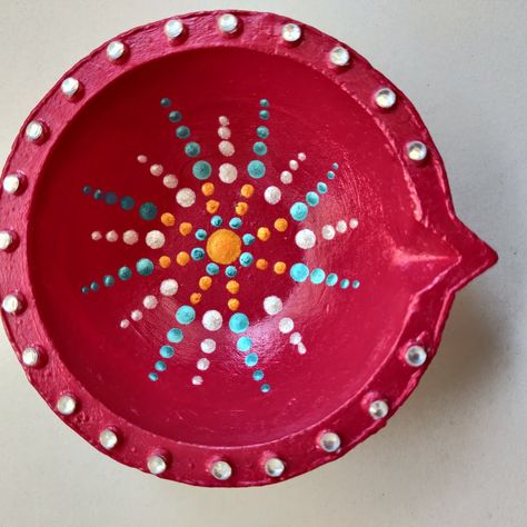 Plain Diya Paintings For Diwali, Diya Paintings For Diwali Aesthetic, Dia Painting Ideas For Diwali, Diya Panting, Diya Colouring Ideas, Diya Colouring, Diya Decoration Ideas Creative, Diy Diyas, Holi Decor