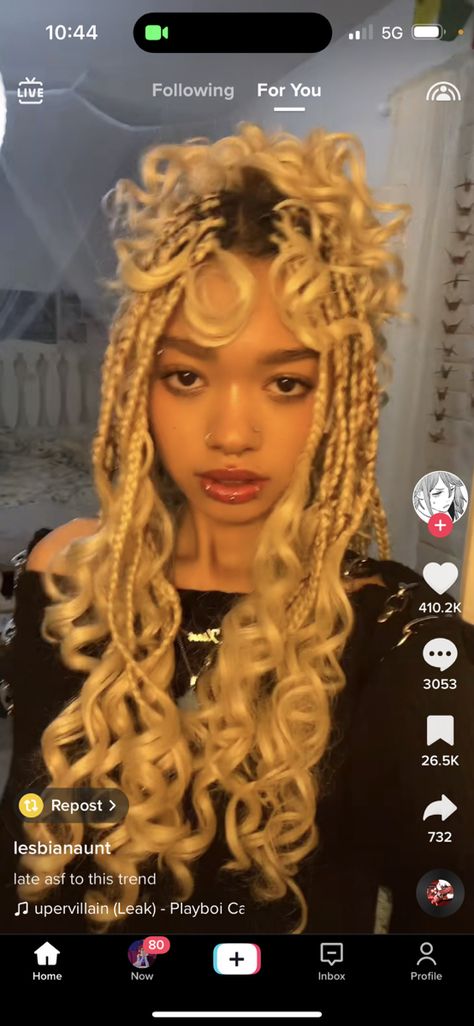 Braided Bangs Black Women, Cute Updo Braided Hairstyles, Goddess Braids Bangs, Jellyfish Haircut Box Braids, Angel Braids With Bangs, Bangs On Braids, French Braids With Bangs, Box Braids Bangs, Jellyfish Braids