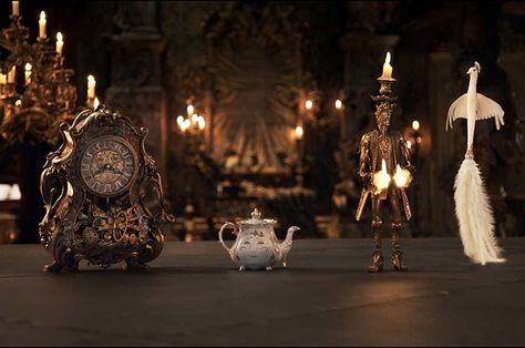 Gaston Luke Evans, The Beast Aesthetic, Beauty And The Beast Aesthetic, Beast Aesthetic, Belle Aesthetic, Beauty And The Beast 2017, Film Decor, Gugu Mbatha Raw, Poster Book