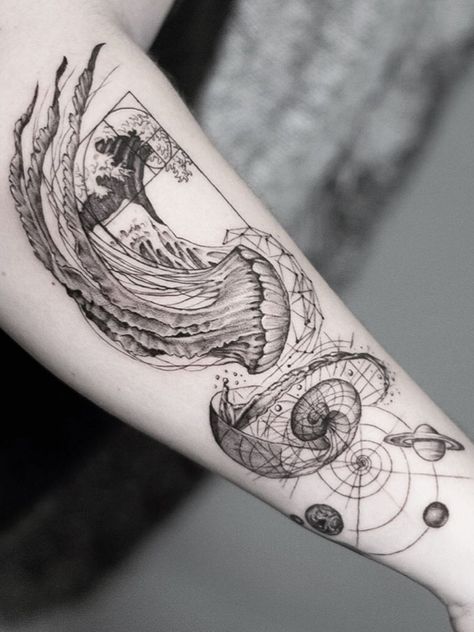 Sea Tattoo Sleeve, Marine Life Art, Astronaut Tattoo, Nyc Tattoo, Sea Tattoo, Single Needle Tattoo, Jellyfish Tattoo, Cool Chest Tattoos, Nyc Artist