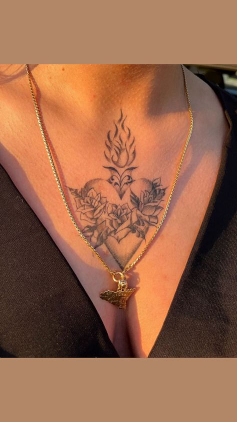 (from @raybies.ink & @calavera.studios on insta) Sacred Heart Tattoos, Dope Tattoos For Women, Cute Tattoos For Women, Heart Women, Dope Tattoos, Tattoo Design Drawings, Pretty Tattoos, Heart Tattoo, Sacred Heart