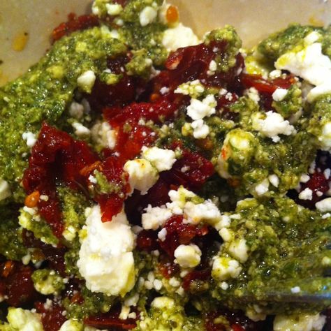 MIX & DONE:  1/2 Cup Chopped Sun-Dried Tomatoes, 1/2 Cup Crumbled Feta Cheese, 3 Tablespoons Pesto Sun Dried Tomato Feta Dip, Feta Pesto Dip, Healthy Staples, Pesto Appetizers, Greek Appetizer, Greek Layer Dip, Greek Night, Sundried Tomato Dip, Greek Dip