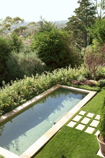 California Pools, Kleiner Pool Design, Swimming Pool Landscaping, Small Pool Design, Swimming Pond, Pool Fountain, Natural Swimming Pools, Small Pools, Yard Project