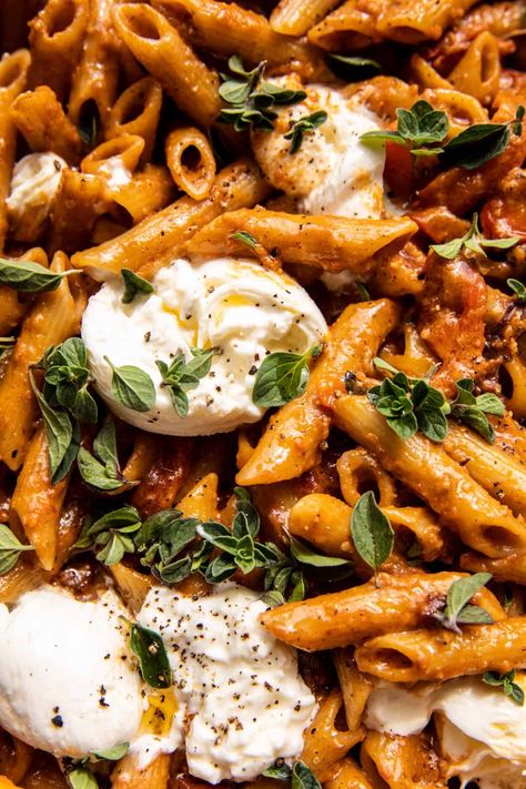 Burrata Shrimp Pasta, Fall Dinner Menu Ideas, Pesto And Sundried Tomato Pasta, Half Baked Harvest Pasta, Hosting Dinner Ideas, Fancy Pasta Dishes, Healthy Creamy Pasta, Creamy Baked Pasta, Creamy Pastas