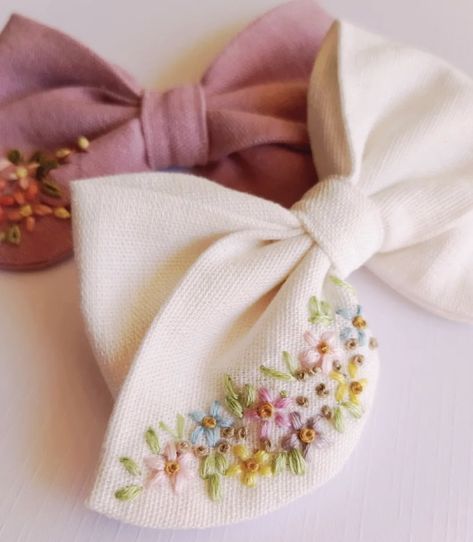 Embroidery Hair, Hair Bows Diy Ribbon, Embroidered Hair Bows, Girls Hair Bows Diy, Designer Hair Accessories, Dresses Silk, Bows Diy Ribbon, Handmade Hair Clip, Crochet Hair Accessories