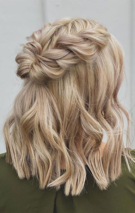 braided short hair, short hairstyles, chi Prom Hairstyles For Short Hair Blond, Blond Short Hair Wedding, Bridesmaid Hairstyle Shorthair, Simple Prom Hairstyles For Short Hair Shoulder Length, Bridesmaid Hairstyles For Short Hair Half Up, Homecoming Hair Inspo For Short Hair, Half Up Half Down Short Blonde Hair, Hoco Hair Inspo Short, Boho Chic Hairstyles Short