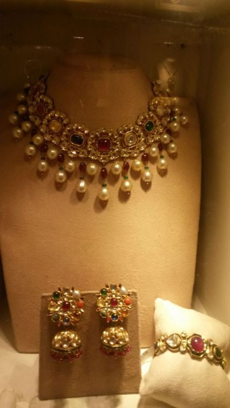 Navratan Jewellery, Vintage Gold Jewelry, Neck Pieces Jewelry, Jewelry Set Design, Antique Bridal Jewelry, Beaded Necklace Designs, Bridal Jewelry Collection, Wedding Jewellery Collection, Bridal Fashion Jewelry