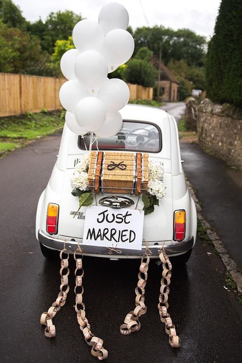 Vintage Wedding Car Decorations Ideas ❤ See more: http://www.weddingforward.com/wedding-car-decorations/ #weddings Wedding Car Decorations Ideas, Car Decorations Ideas, Classic Car Wedding, Wedding Car Deco, Vintage Car Decor, Vintage Wedding Car, Wedding Getaway Car, Just Married Sign, Just Married Car