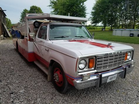 Ramp Truck Car Hauler, Dodge 300, Baja Trucks, Truck Ramps, Dodge Car, Baja Truck, Custom Vehicles, Tire Rack, Car Hauler