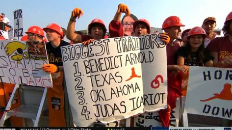 College Game Day Signs, Espn Game Day Signs, Iowa State University Aesthetic, College Gameday Signs, Hawks Game, Iowa University, Hilarious Signs, Iowa State Basketball, Ames Iowa