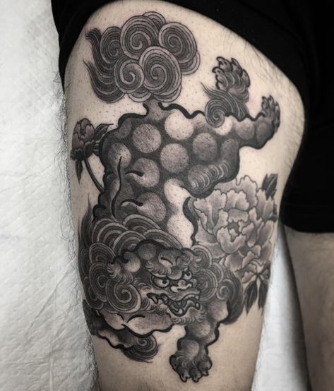 Foodog Tattoo, Peony Japanese, Dj Tattoo, Foo Dog Tattoo Design, Upper Leg Tattoos, Personalized Tattoos, Foo Dog Tattoo, African Tattoo, Fu Dog