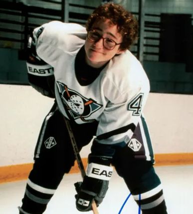 (member of the ducks) [Matt Doherty] Lester Averman, Fulton Reed, D2 The Mighty Ducks, 2000s Memories, Drakes Album, The Mighty Ducks, 1990s Films, Ducks Hockey, Duck Wallpaper