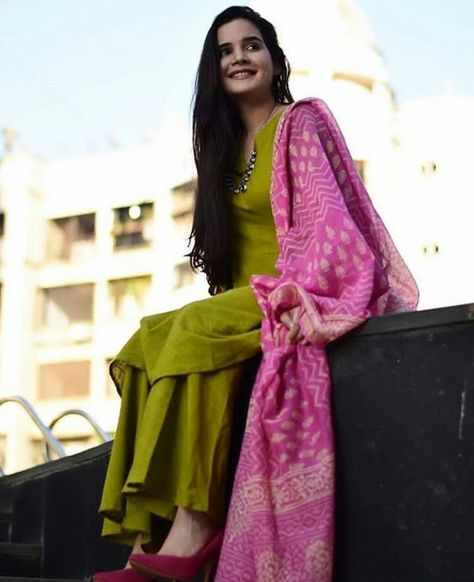 @manidrehar❤ Kurti Color Combinations, Tops For Women, Color Combination, Color Combinations, For Women, Green, Pink, Color