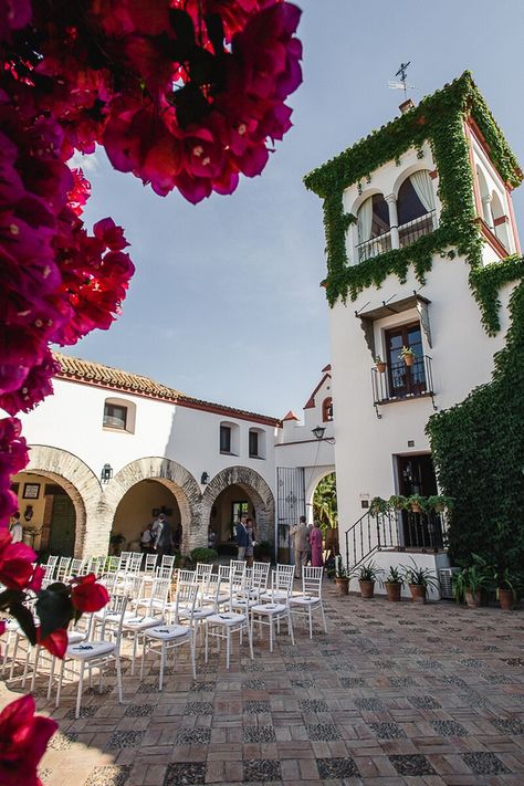 A Colourful Hacienda Wedding in Seville - Boutique Weddings in Spain, Wedding Venues Seville Spain Wedding, Mexico Hacienda Wedding, Spanish Wedding Aesthetic, Mexican Modern Wedding, Spanish Villa Wedding, Modern Mexican Wedding, Spanish Style Weddings, Hispanic Wedding, Spain Wedding Venues