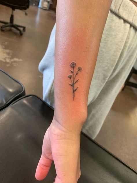 Alzheimers Tattoo, Small Best Friend Tattoos, Forget Me Not Tattoo, Grandma Tattoos, Side Wrist Tattoos, Anklet Tattoos, Small Girl Tattoos, Forget Me Not Flower, Cute Tiny Tattoos