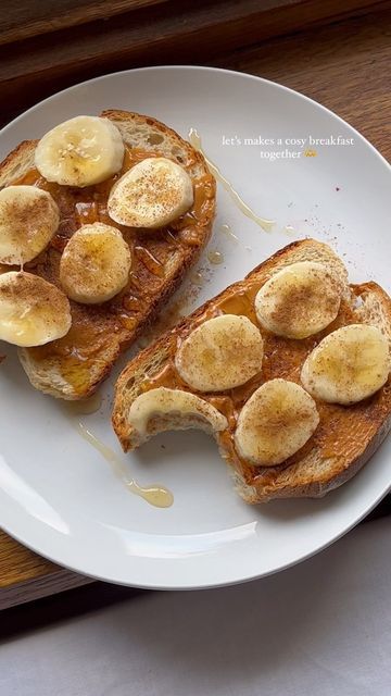 Peanut Butter Banana Cinnamon Toast, Bread With Peanut Butter And Banana, Bread Peanut Butter And Banana, Peanut Butter Banana Honey Toast, Pb And Banana Toast, Banana Bread Toast, Good Food Combos, Banana Toast Recipe, Honey On Toast