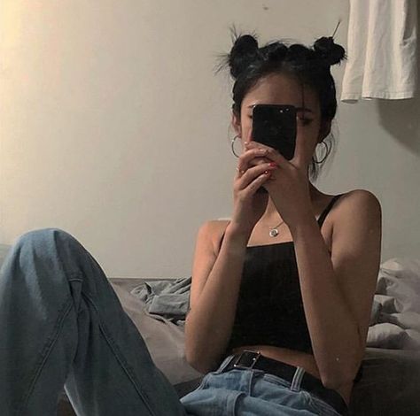 ☆ @ᴇᴍᴍᴀ_ᴡᴇᴇᴋʟʏ ☆ soft grunge aesthetic fashion style outfit inspiration Korean fashion style aesthetic ideas #grunge Musa Aesthetic, Pelo Ulzzang, Space Buns Hair, Musa Winx, Clubbing Aesthetic, Music Aesthetic, Winx Club, Grunge Aesthetic, Ulzzang Girl