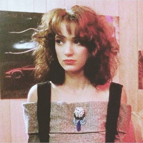 Winona Rider, Veronica Sawyer, Winona Forever, Winona Ryder, Heathers, Stranger Things, Hair Inspo, Pretty People, Curly Hair