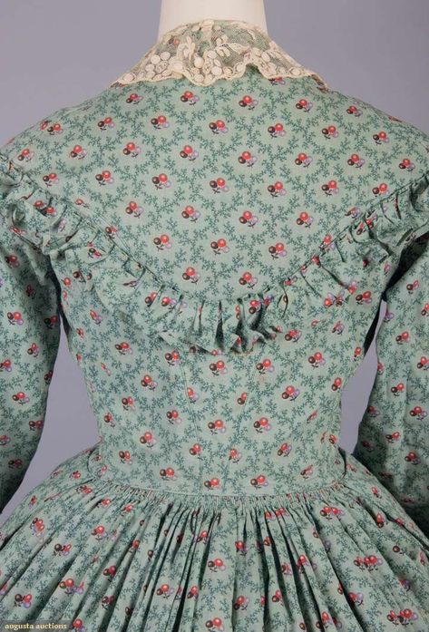 1860s Day Dress, Box Pleated Dress, 1860s Dresses, Cartridge Pleats, Augusta Auctions, 19th Century Clothing, Green Ground, Century Clothing, Victorian Clothing