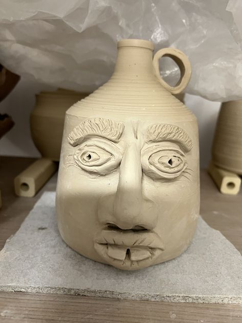 Face Jugs Pottery, Ceramic Face, Face Jugs, Art Class, Art Classes, Art Design, Ceramics, Architecture, Art