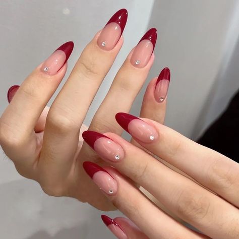 French Tip Nails One Color, Red Cherry French Tip Nails, Burgundy Elegant Nails, Almond Nails French Tip And Solid, Almond Nail Designs Neutral, Nail Ideas Natural Look, Cute Acrylic Fall Nails, Simple And Pretty Nails, Pink And Brown Almond Nails