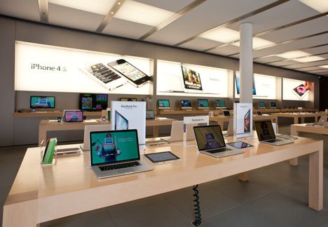 Apple trademarks store design, photo by Shutterstock....great design Apple Store Interior, Apple Store Design, Electronics Store Design, Store Architecture, Retail Space Design, Showroom Interior Design, Store Interiors, Retail Store Design, Store Design Interior