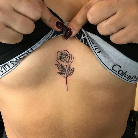 Tattoo Woman Hand, Tattoos On Hips For Women, Rose Between Breast Tattoo, Fine Line Roses, Rose Chest Tattoos Female, Delicate Chest Tattoo Female, Sides Tattoo, Rose Chest Tattoo, Girls Tattoos